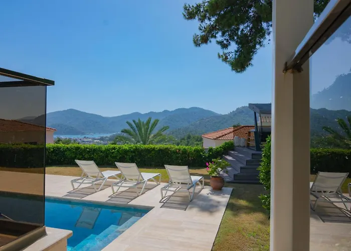 Stunning Sea And Mountain View In Gocek *